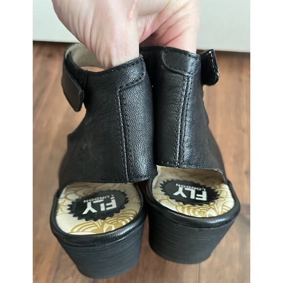 FLY LONDON Yala Black Leather Peep Toe Wedge Ankle Strap Sandals Shoes Sz 39 - Picture 6 of 11